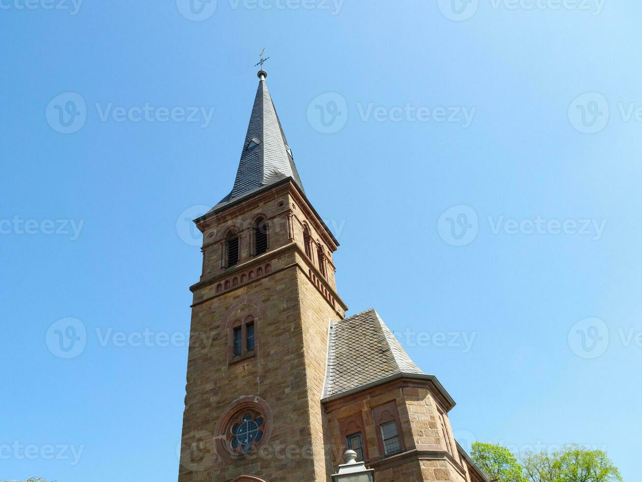 el pequeño ciudad de saarburg a el Sarre río en Alemania foto