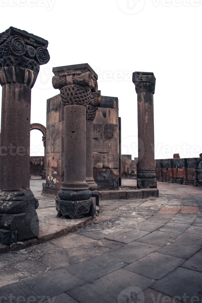 uralt Säule im zvartnos Tempel im Armenien isoliert png Foto mit transparent Hintergrund.