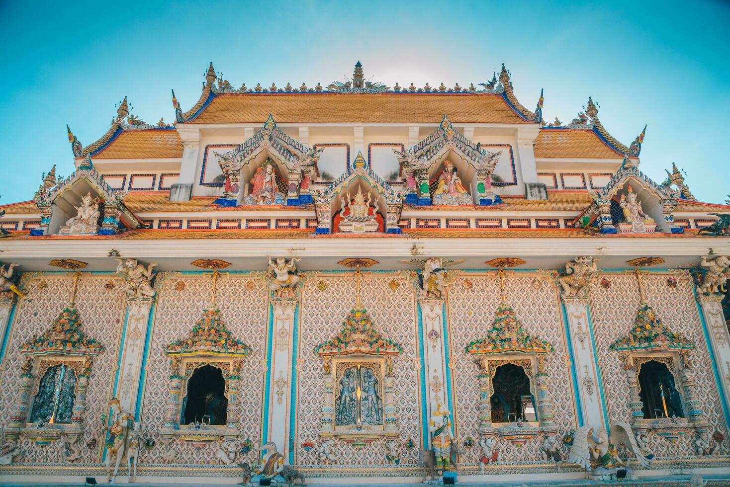 Bangkok, Thailand - FEBRUARY 17,2023 The Architecture Of  Wat Pariwas,,Beautiful Temple In Bangkok Or,Temple In Thailand. photo