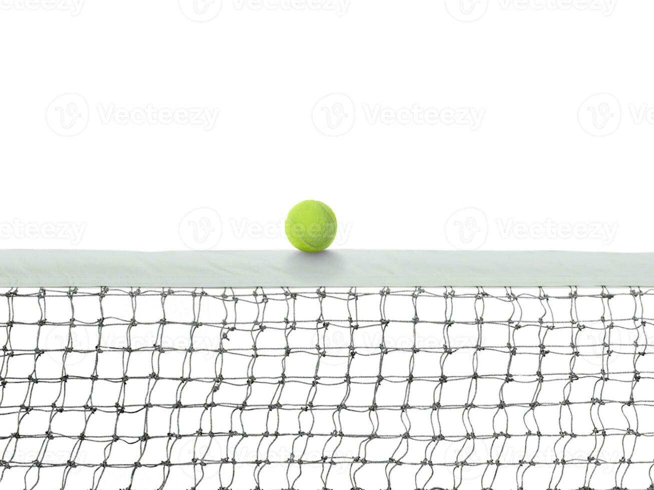 tenis pelota conmovedor el red cinta con en un blanco antecedentes foto