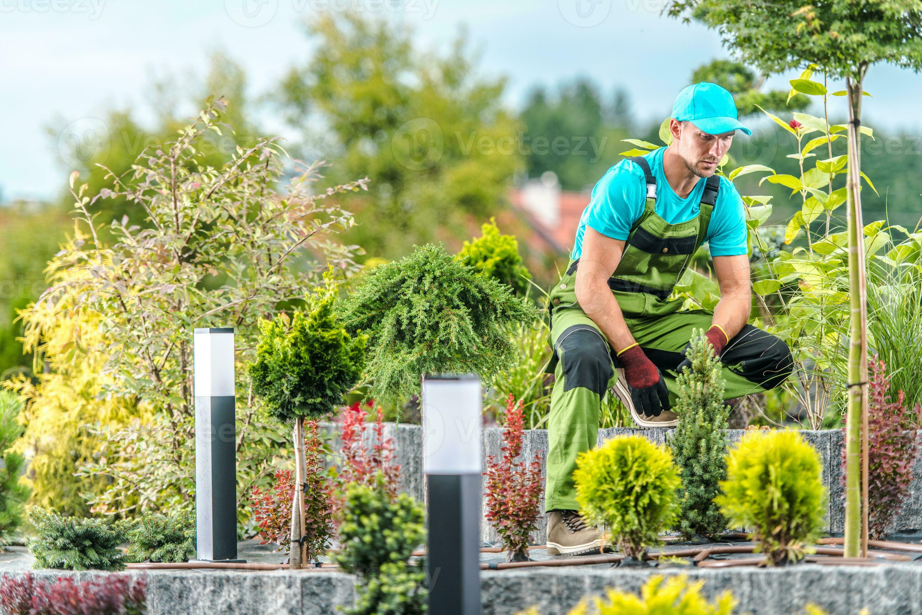 tired-garden-landscaper-photo.jpg