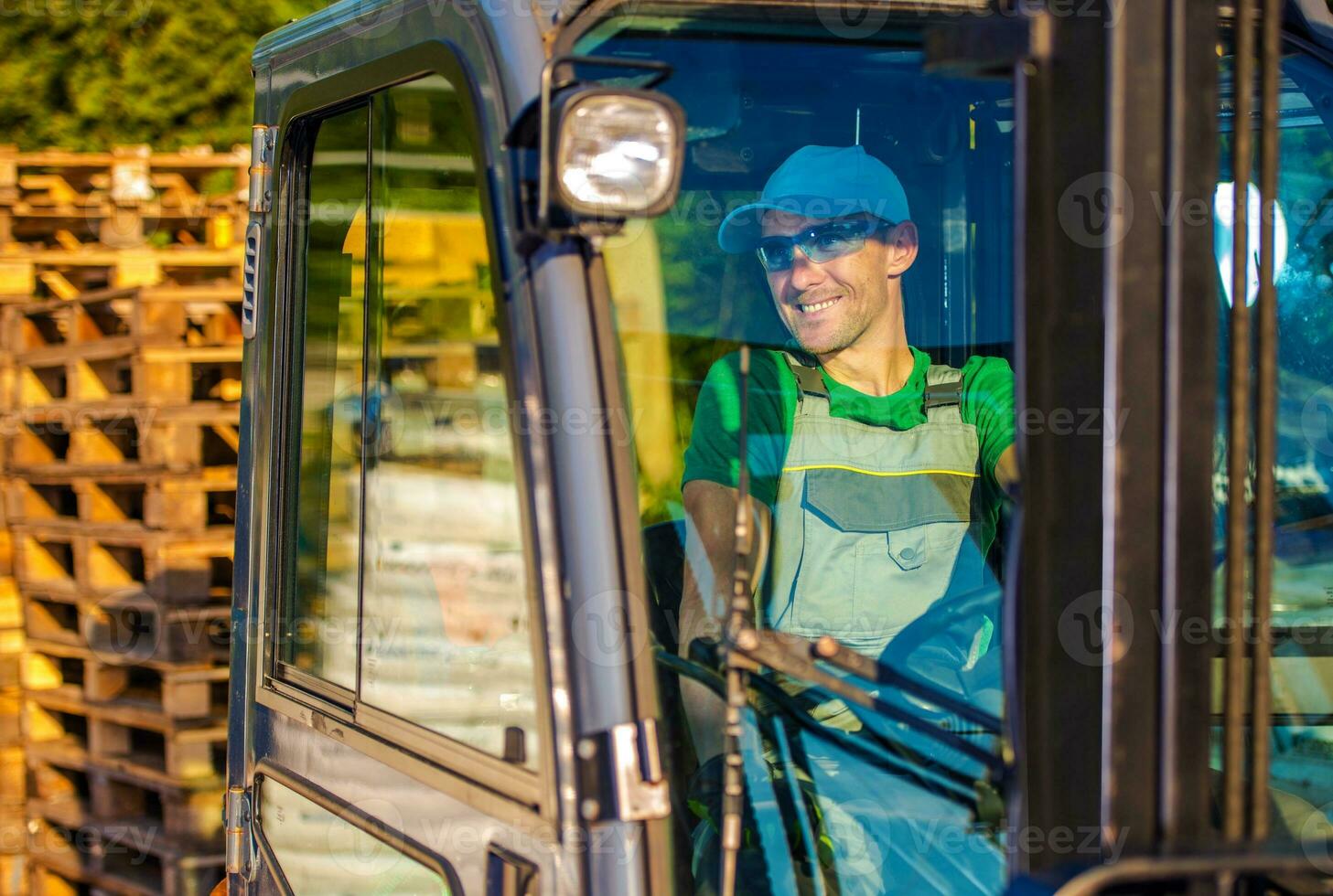 Forklift Operator Worker 24609448 Stock Photo at Vecteezy