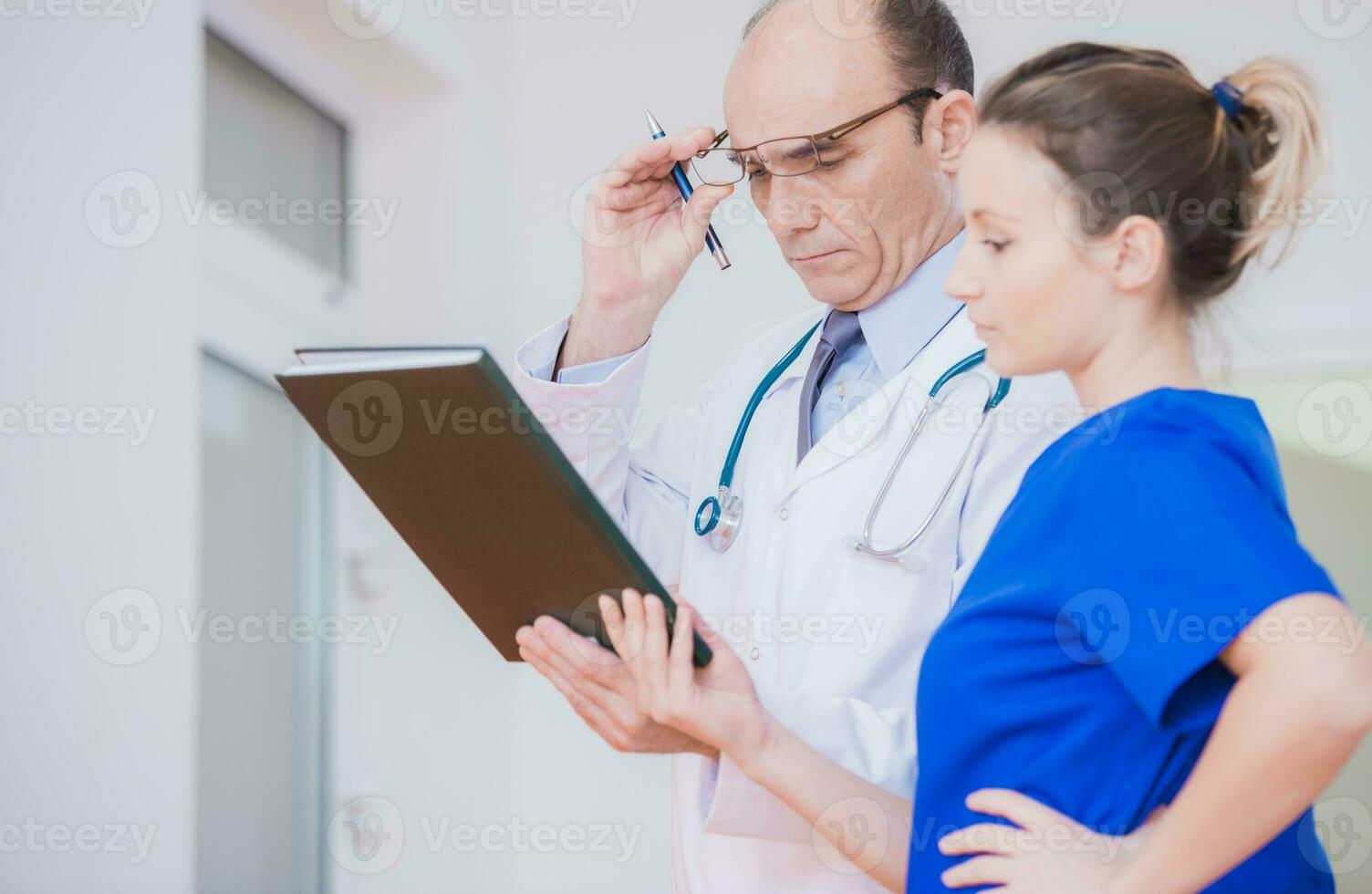 Hospital Staff Doctor Review photo