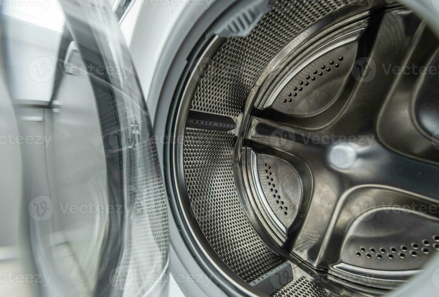 Clean Washing Machine Drum Interior 24625964 Stock Photo at Vecteezy