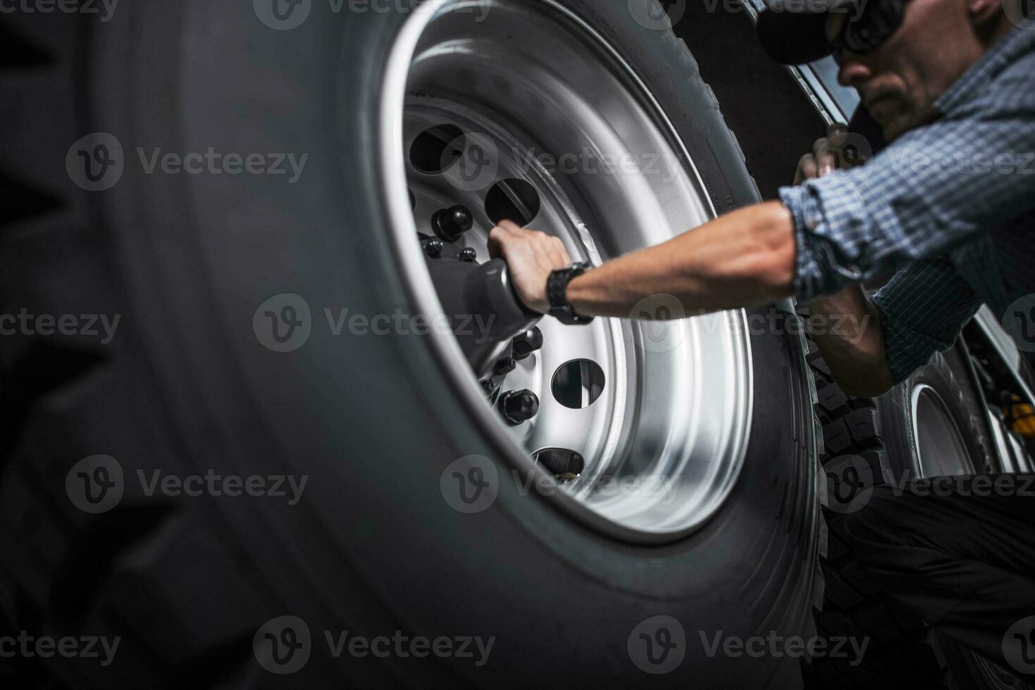 Semi Truck Wheels Check photo