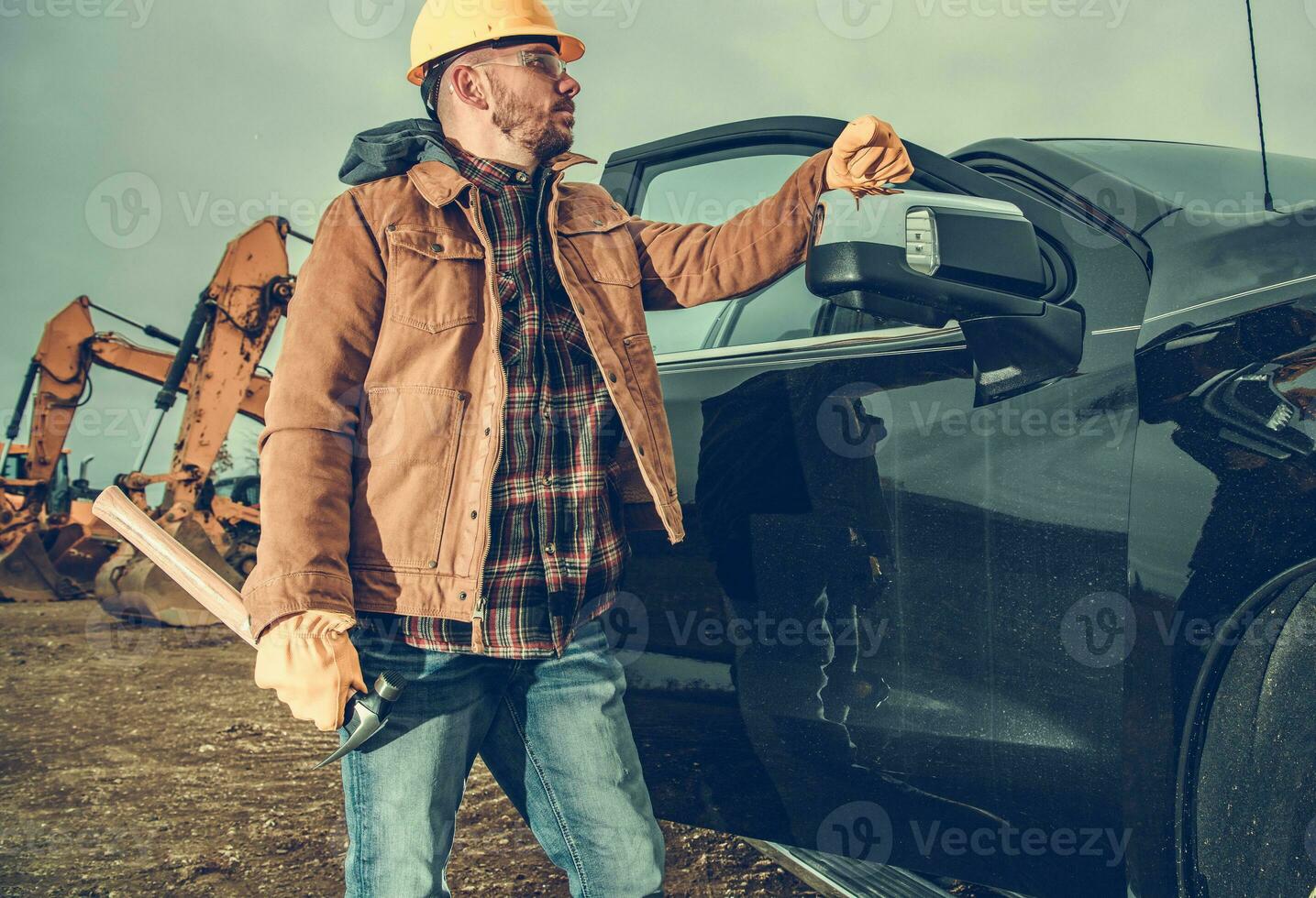 satisfecho pesado deber trabajador foto