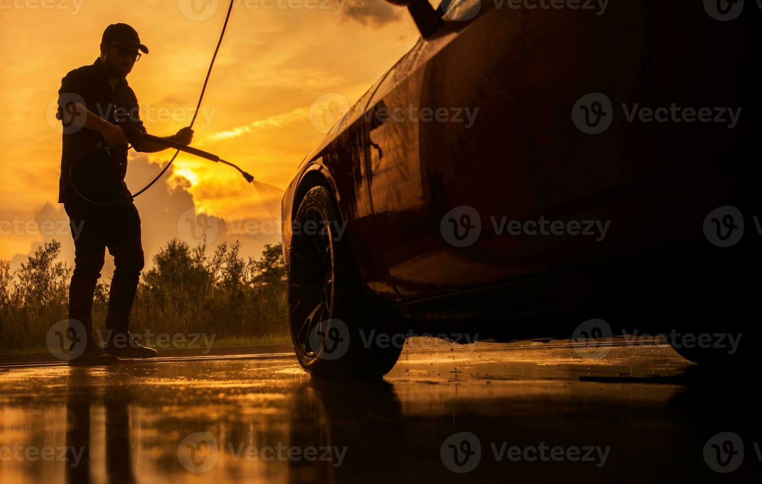 Scenic Sunset Car Washing photo