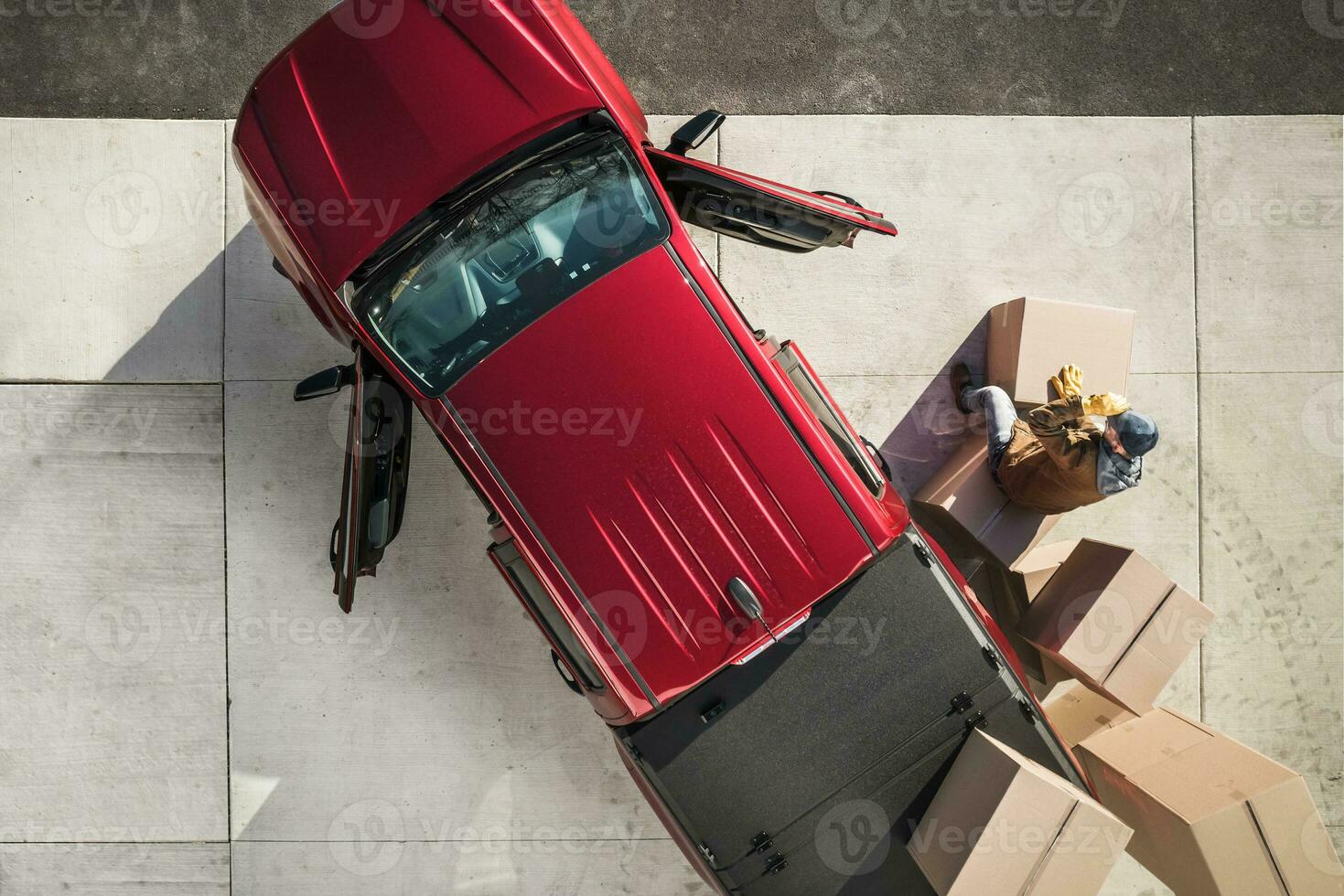 Contractors Pickup Truck and Moving Boxes 24630828 Stock Photo at Vecteezy