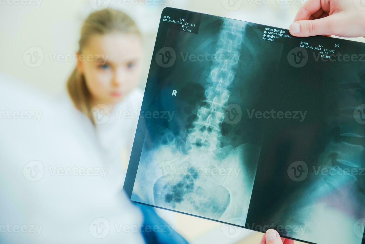 Children Xray Scanning photo