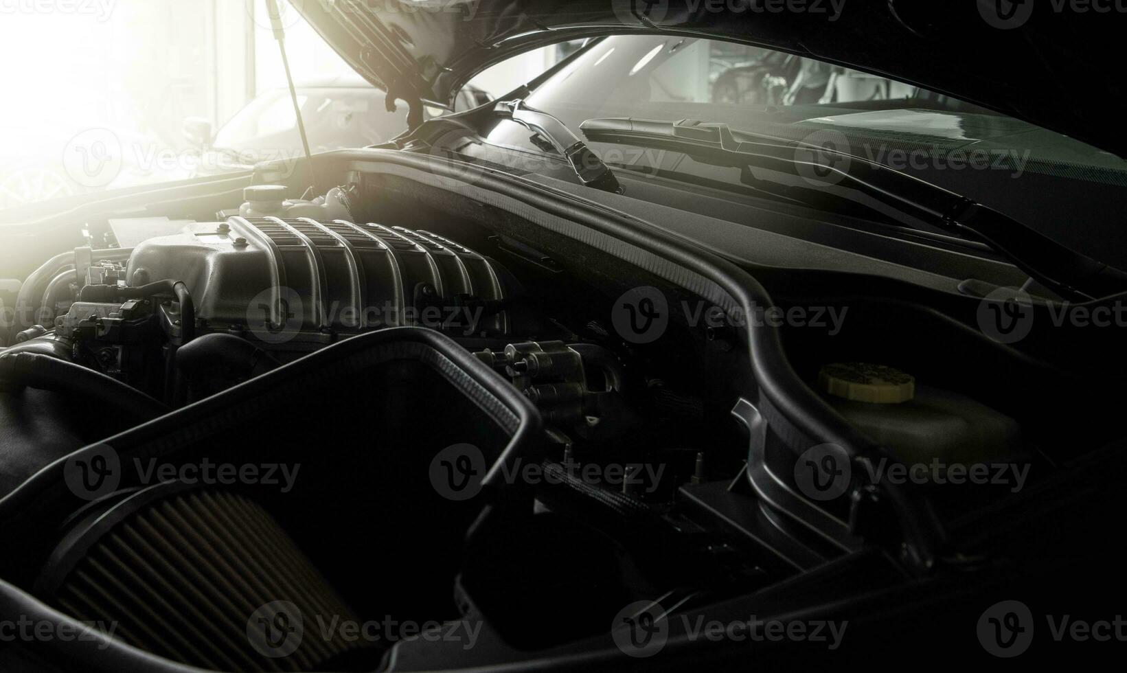 Car Gasoline Engine Equipped with Performance Conical Air Filter photo