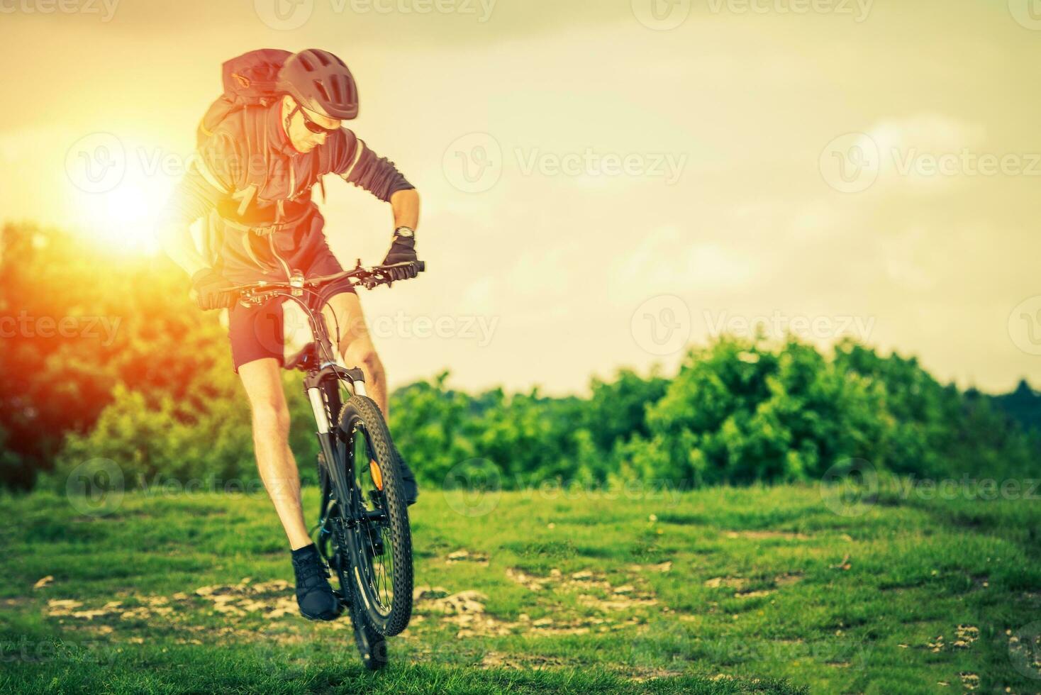 extremo montaña andar en bicicleta foto