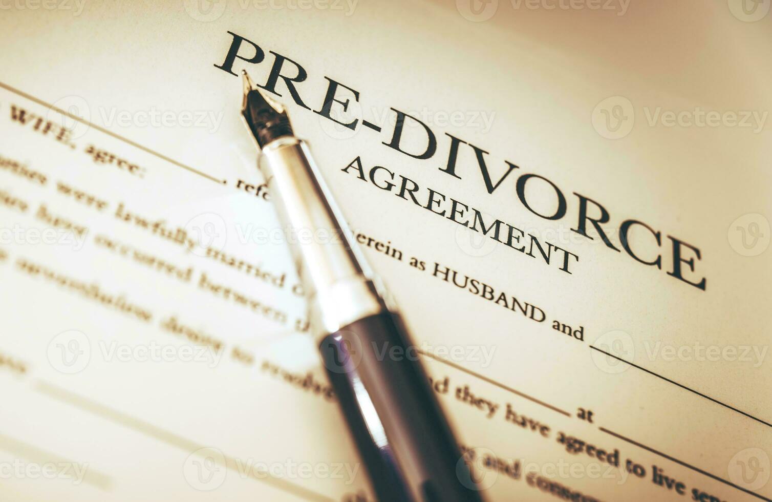 Divorce Documents Signing 24637188 Stock Photo at Vecteezy