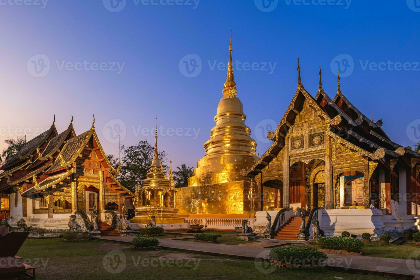 Wat Phra Borommathat Chaiya, Surat Thani white Pagoda About Wat Phra Borommathat Chaiya, Surat Thani white Pagoda About