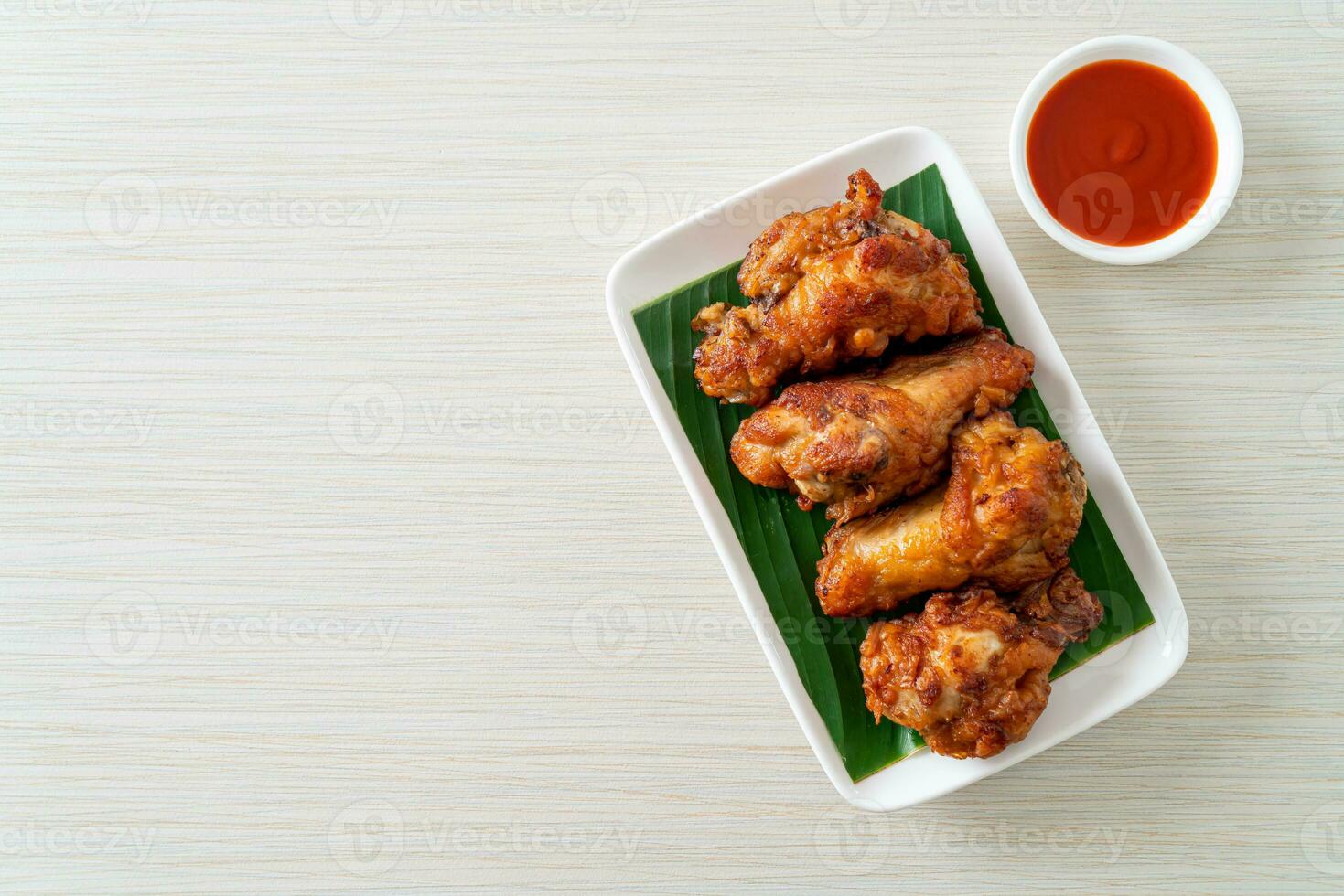 Crispy Fried Chicken with Fish Sauce photo