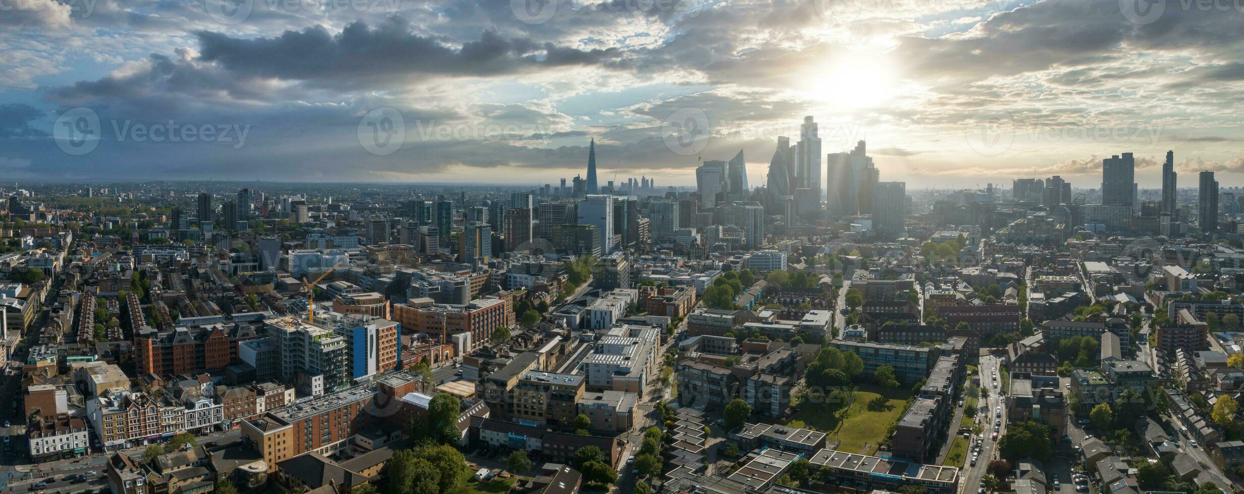 Panoramic aerial view of the city of London center with skyscraper buildings on the horizon. photo