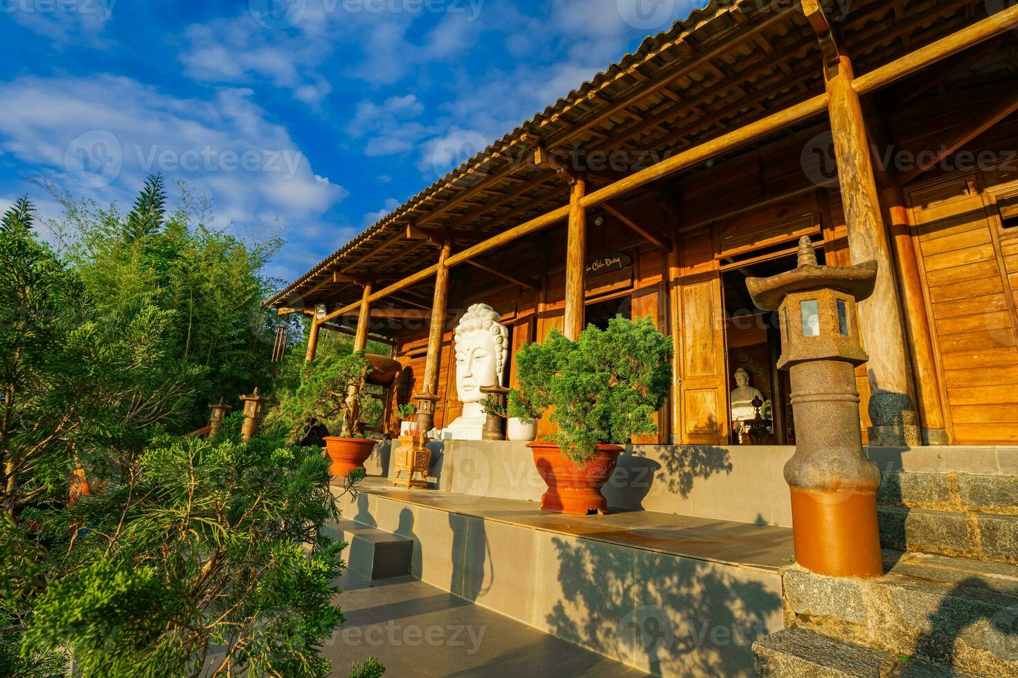 Image Quý Bình image beautiful - Beautiful morning at Temple Linh Quy Phap An with golden sunshine ...