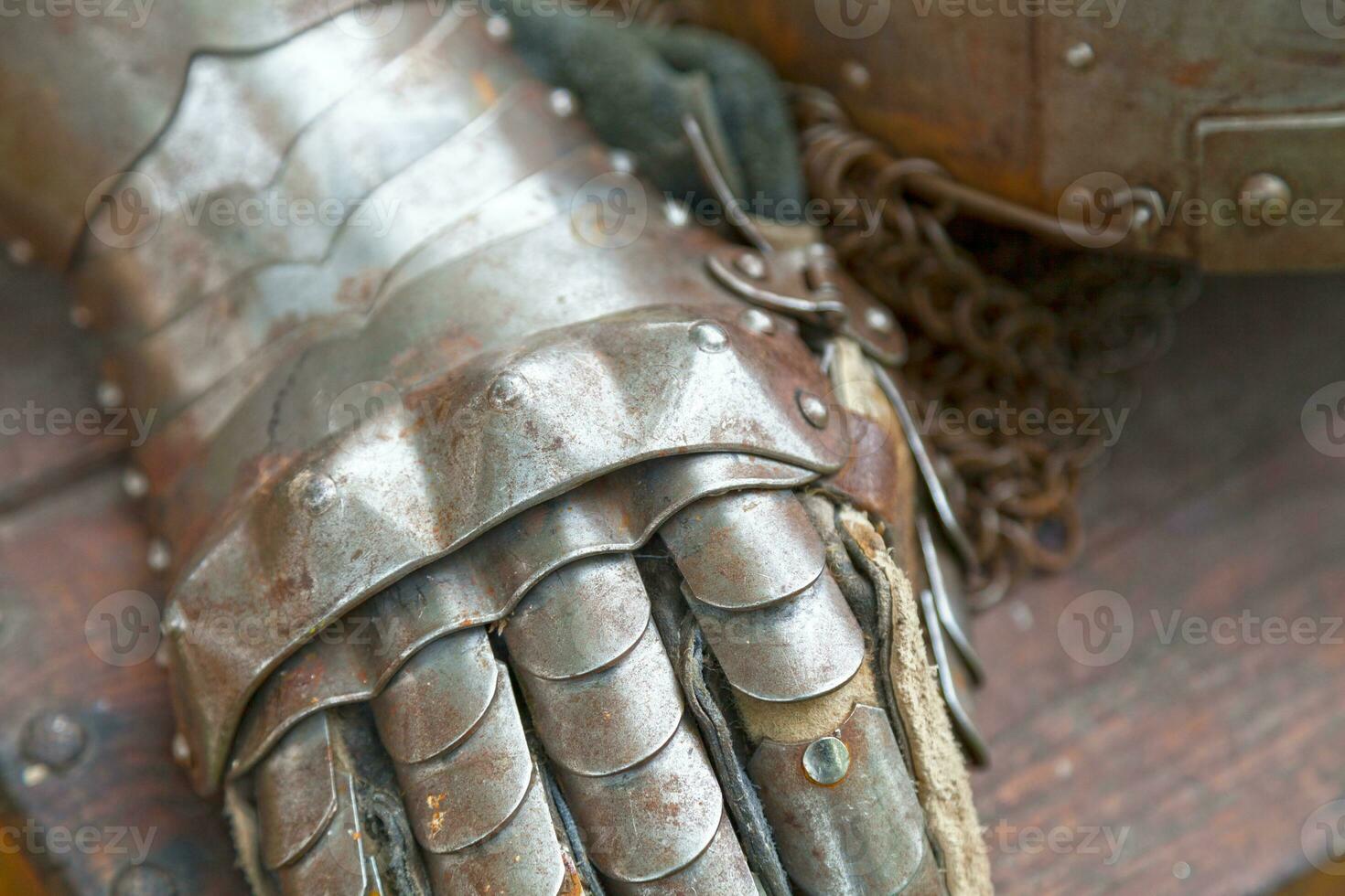 Byzantine pair of Gauntlets photo