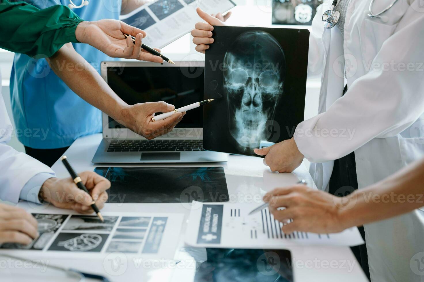 Meeting team of doctor and medical staff Consultation about the treatment of heart disease, pneumonia, gastrointestinal and stomach diseases. and osteoporosis at hospital photo