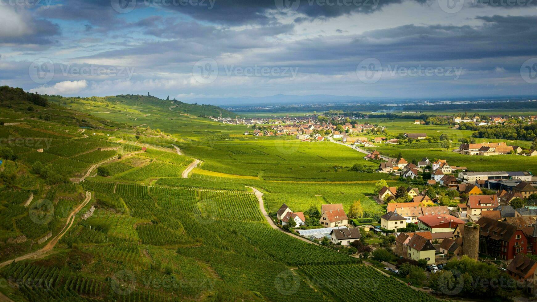 paisaje de Alsacia región en Francia foto