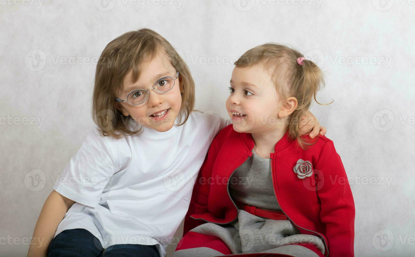 Boy of five years and girl of 2 years are staying together. photo
