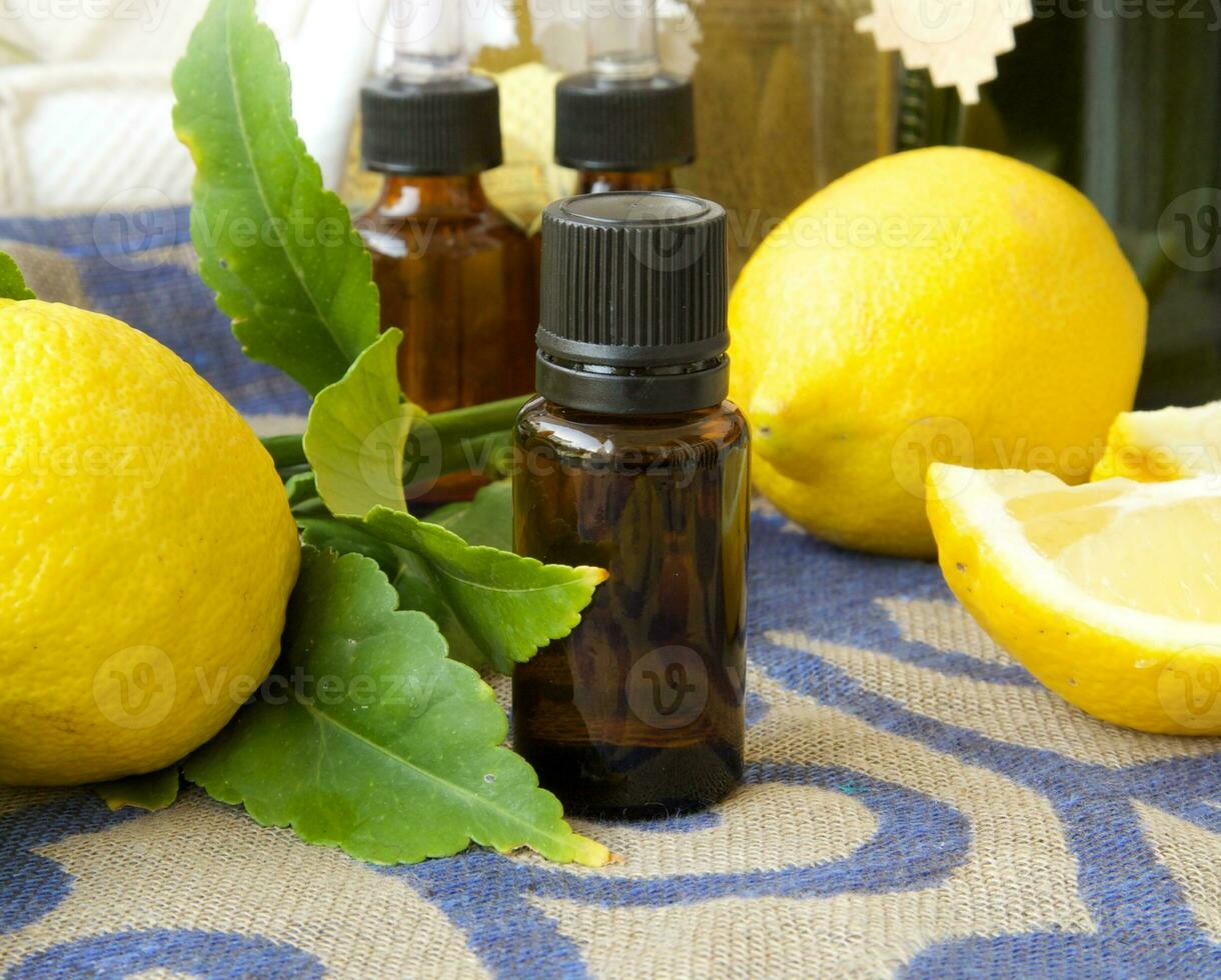 Lemon essential oil 24994783 Stock Photo at Vecteezy