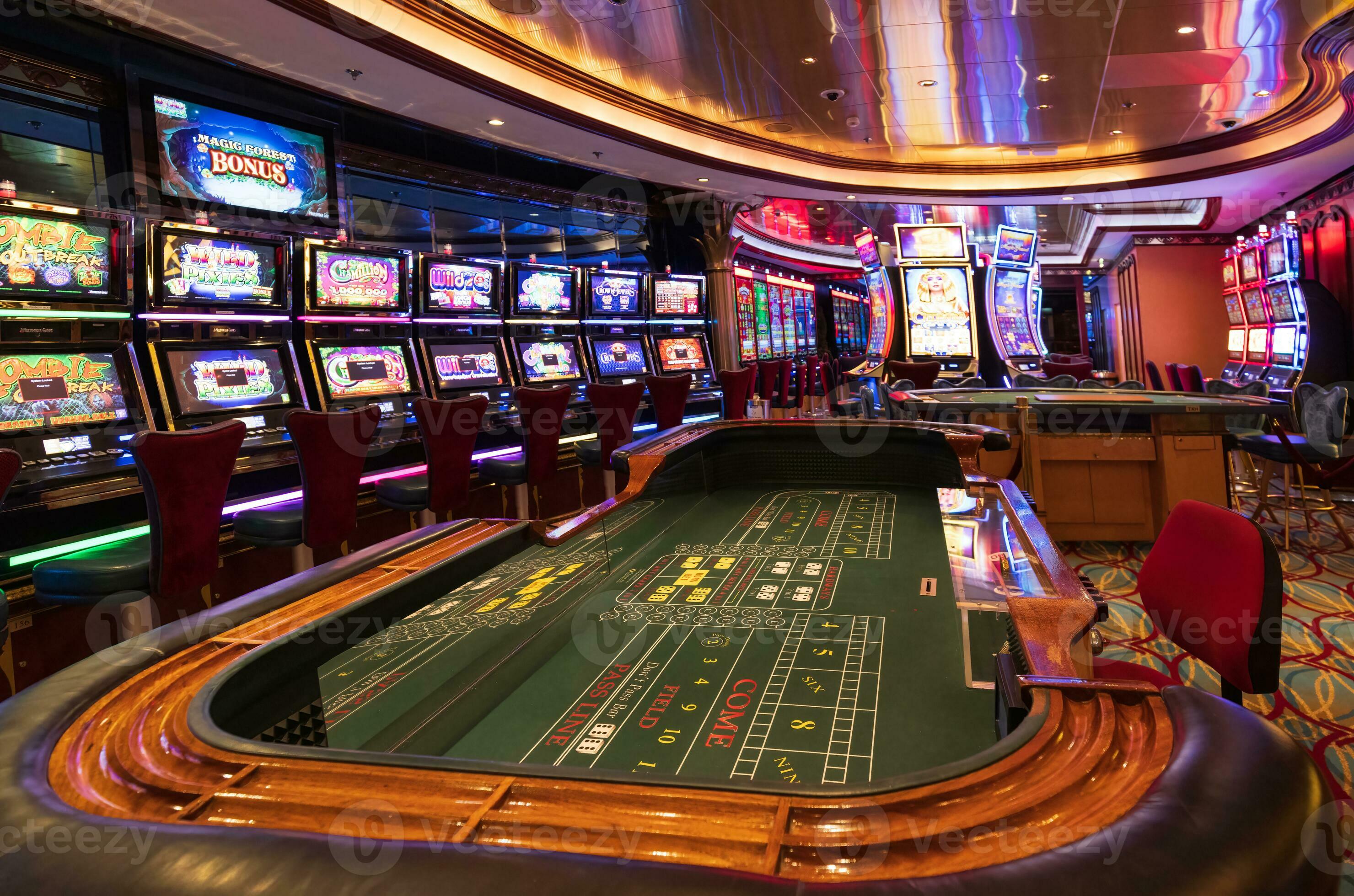 Cruise ship casino gambling blackjack and slot machines waiting for  gamblers and tourist to spend money 25002841 Stock Photo at Vecteezy