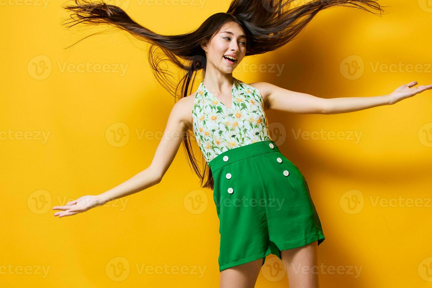 woman emotion happy fashion beautiful yellow young trendy style stylish pretty photo