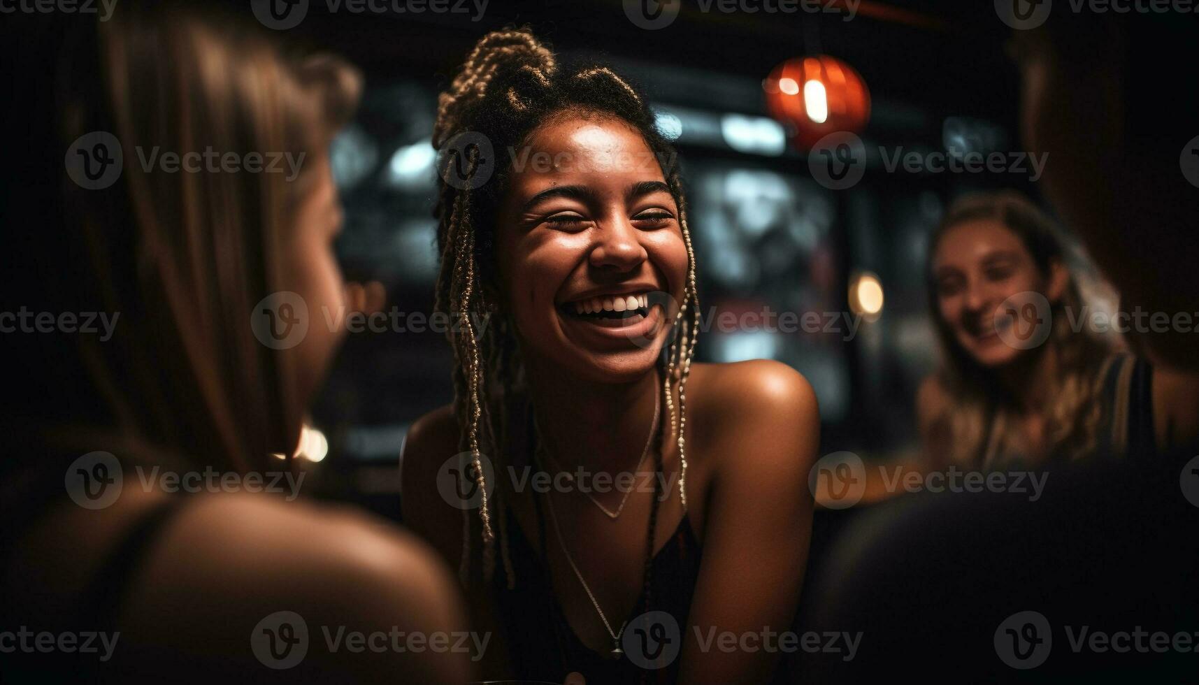 sonriente joven mujer disfrutar la vida nocturna, bebida y la risa generado por ai foto