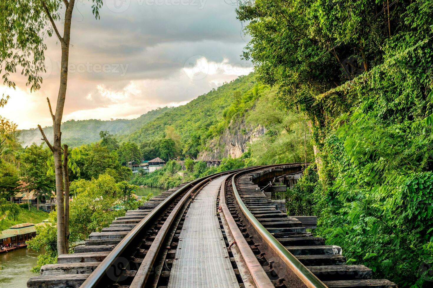 Railroad wood history world war II famous photo