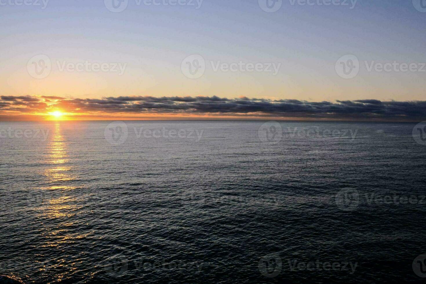 vista escénica de la costa foto