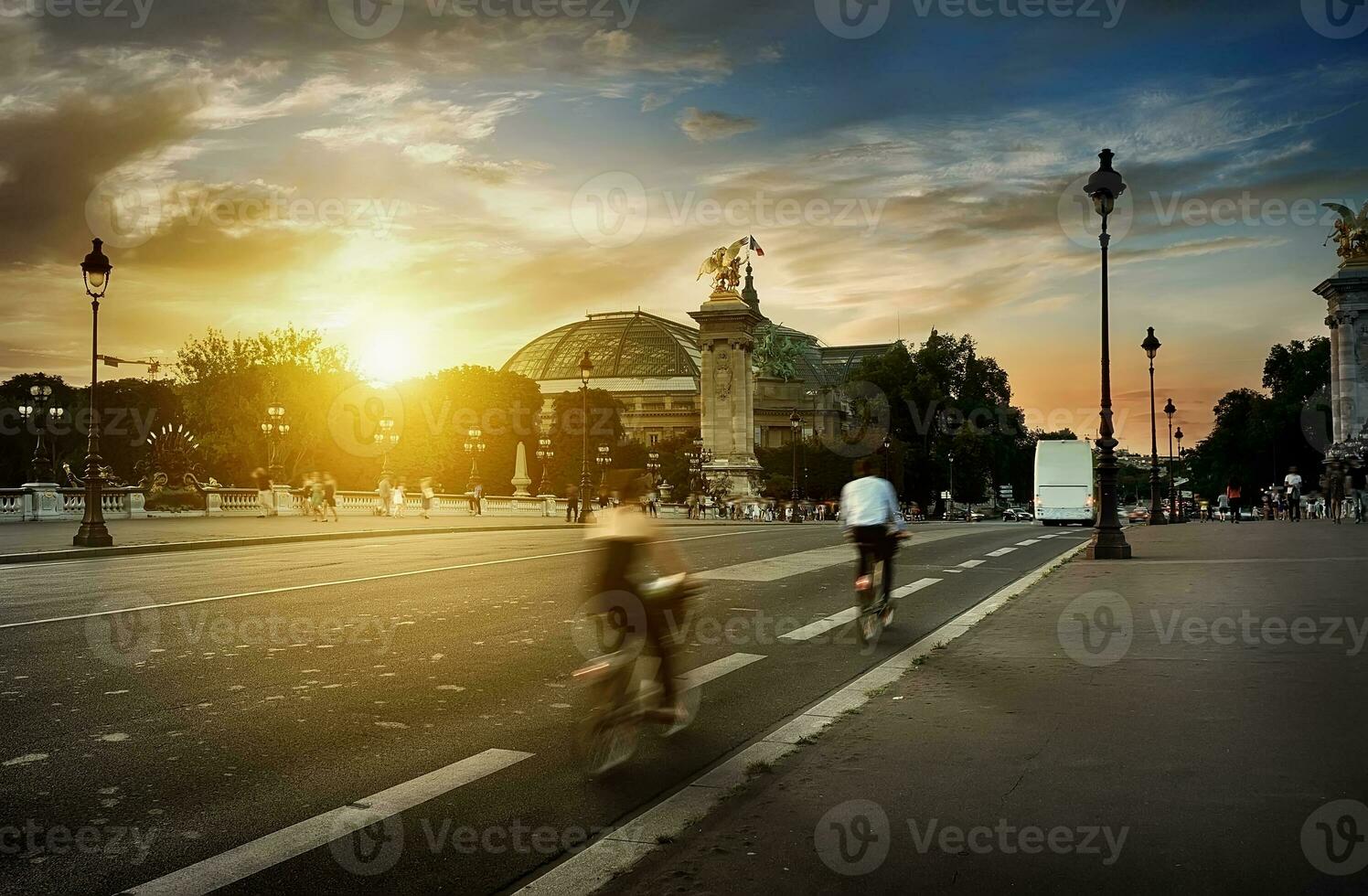 View on Grand Palais photo
