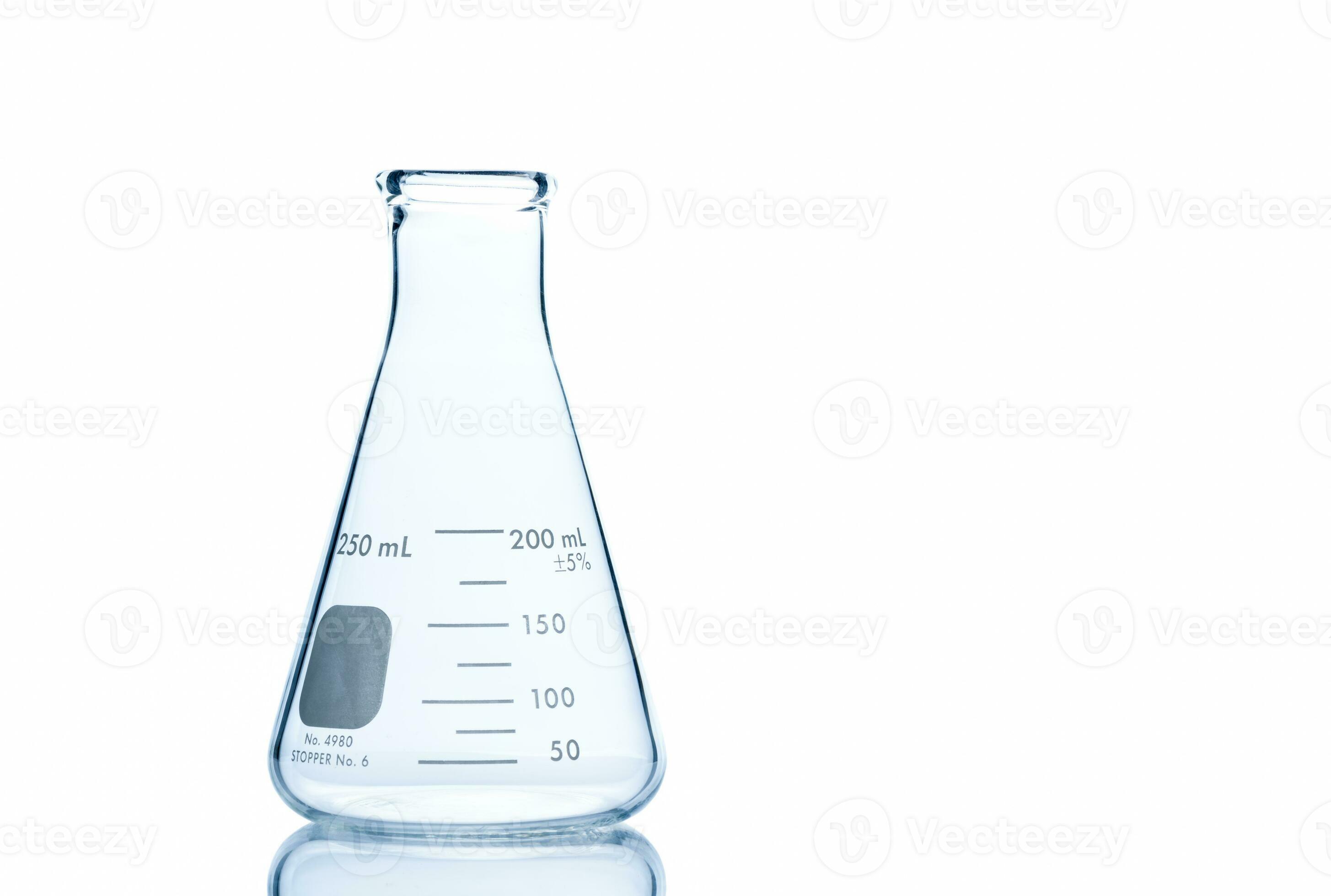 Exquisite An Empty Erlenmeyer Flask Weighs Picture in 4K Exquisite An Empty Erlenmeyer Flask Weighs Picture in 4K