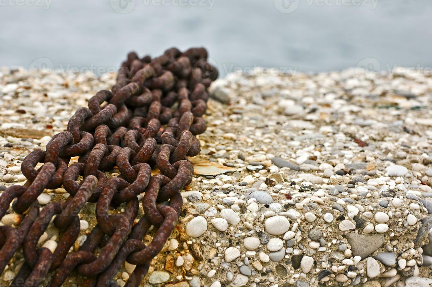 Chains on the pier photo