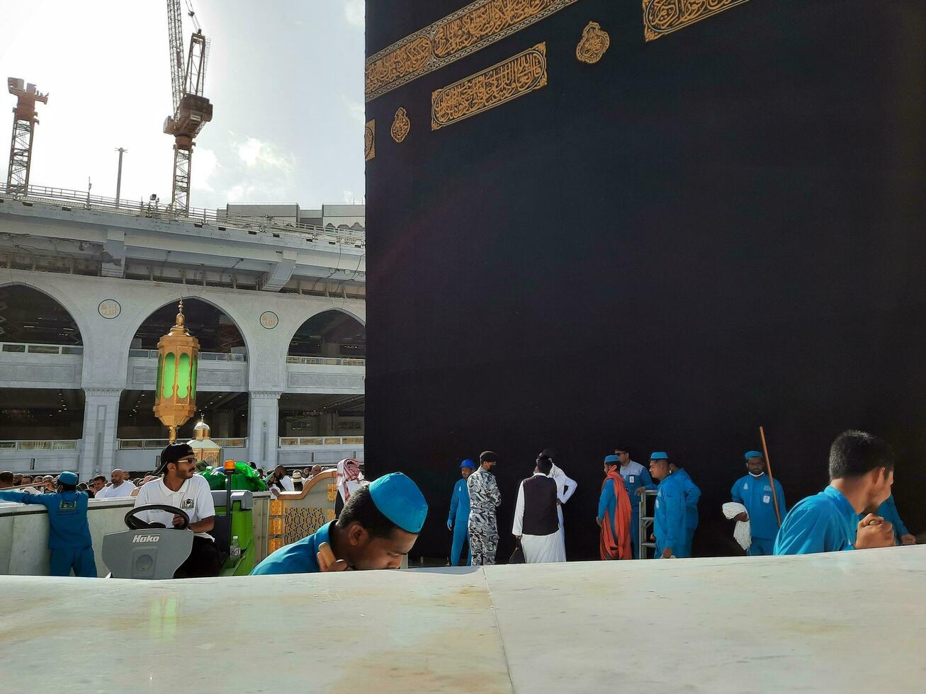 Mecca, Saudi Arabia, May 2023 - A beautiful view of cleaning Hateem during daytime near the Kaaba in the courtyard of Masjid al-Haram, Mecca. photo