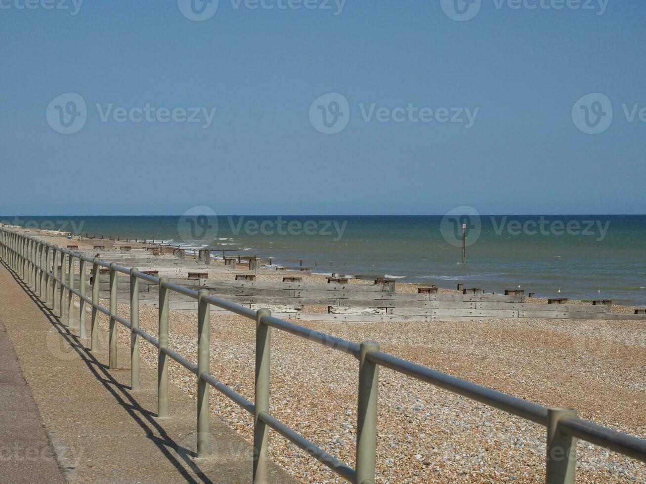 el playa en bexhill en mar foto