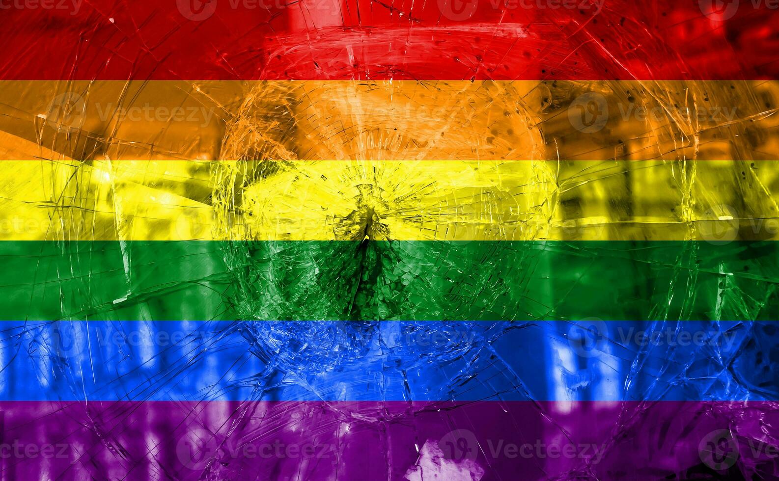bandera lgbt comunidad orgullo en un roto vaso antecedentes. arco iris gay cultura símbolo. concepto collage. foto