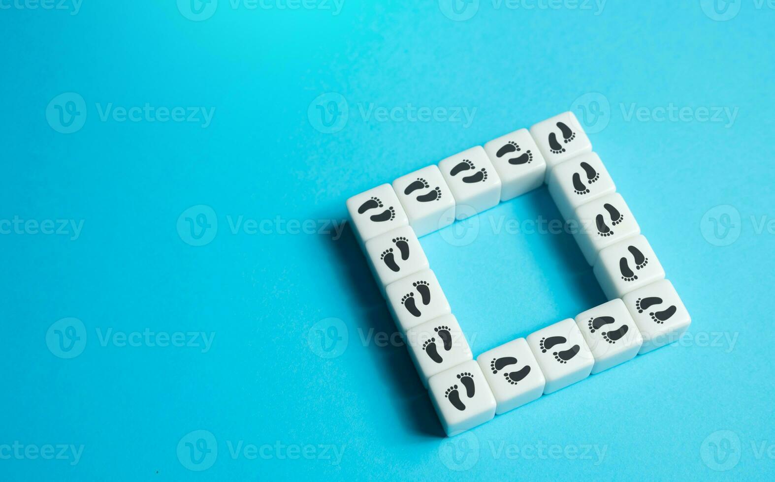 Aimless activity. Search with no hope for a result. In a long wait. To beat around the bush. Go around your tail. Talking in circles. Endless movement without any changes. photo