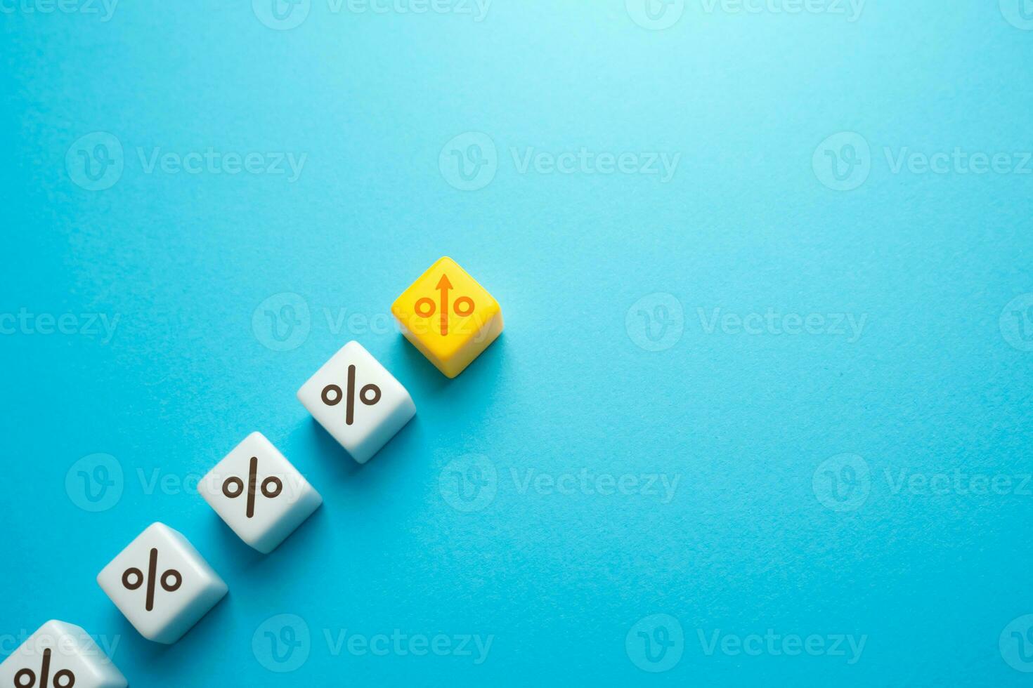 An increase in the interest rate. Best discounts. High income on deposits and investments. Maximize financial gains. Increase payouts. Loyalty program and benefits for long-term cooperation. photo