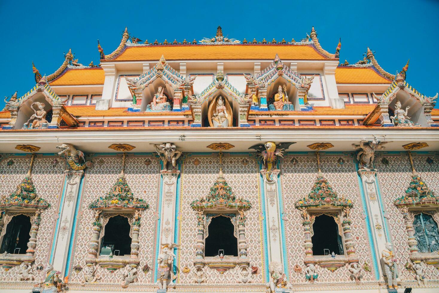 el arquitectura de wat pariwas,,hermosa templo en Bangkok o templo en tailandia foto
