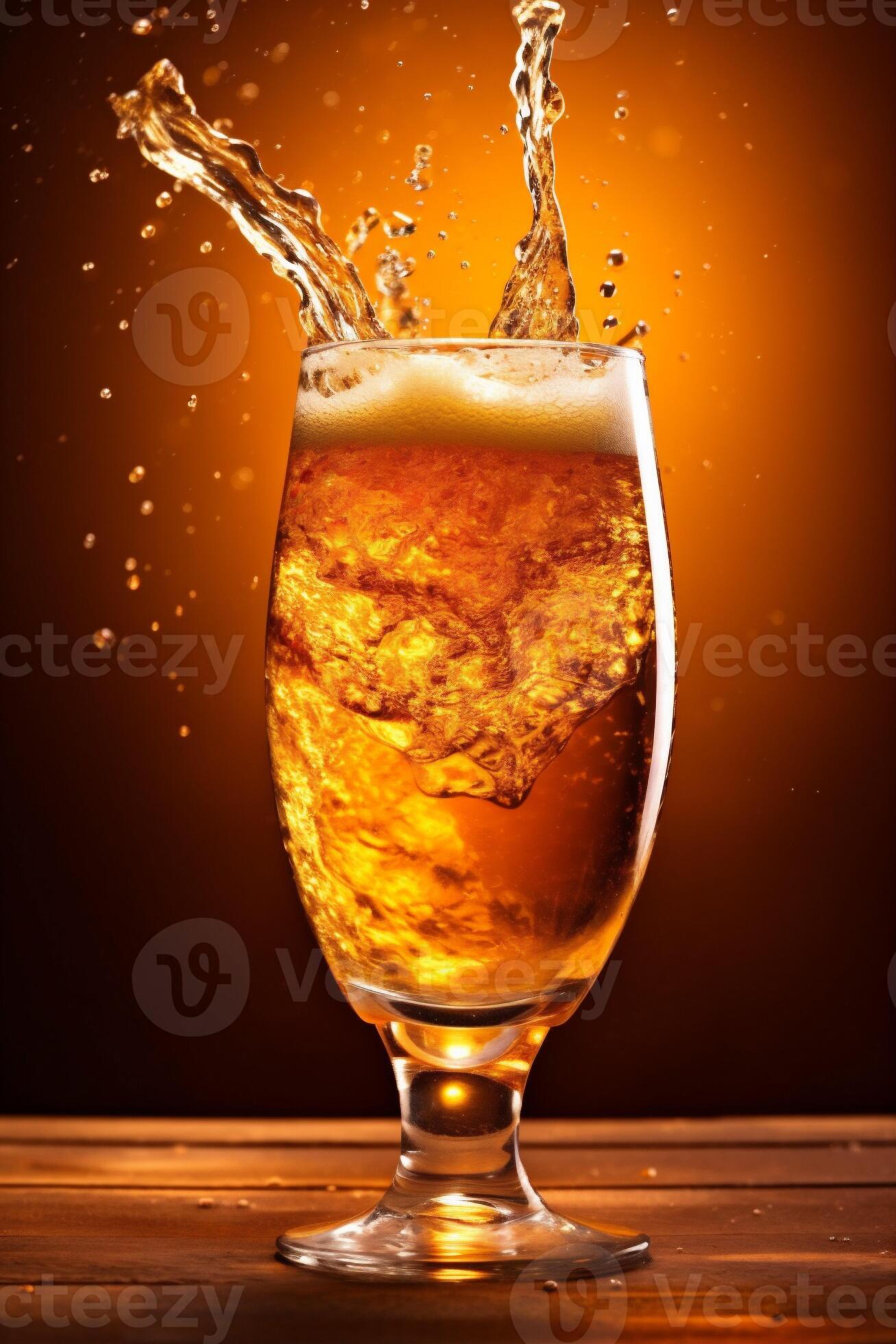 glass alcohol foam gradient cold drink splash refreshment background