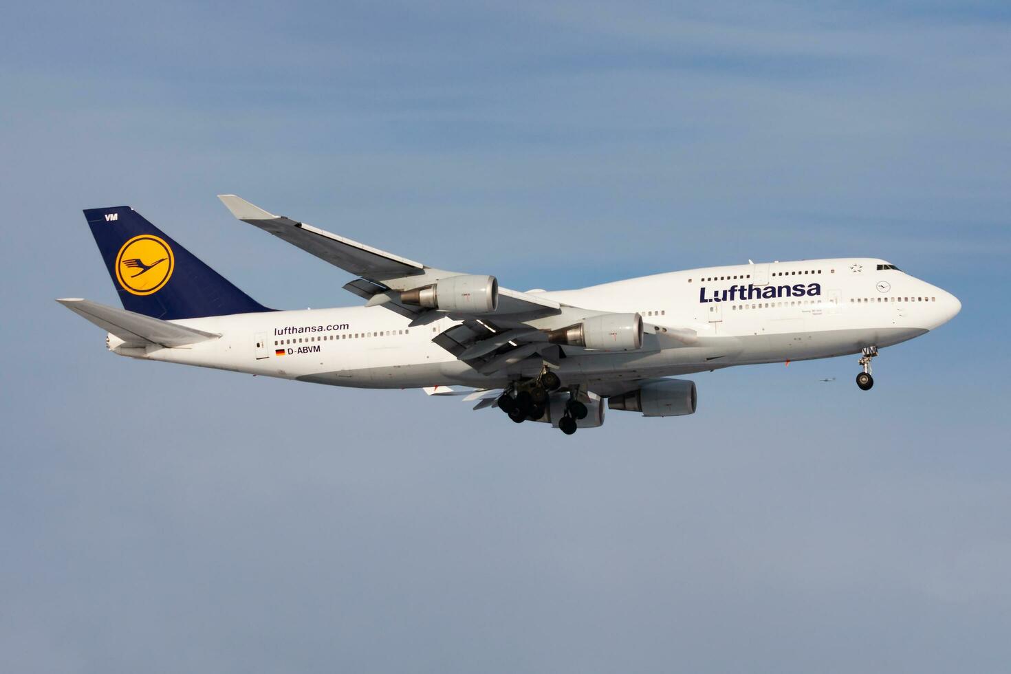 Lufthansa Boeing 747-400 D-ABVM passenger plane landing at Frankfurt Airport photo