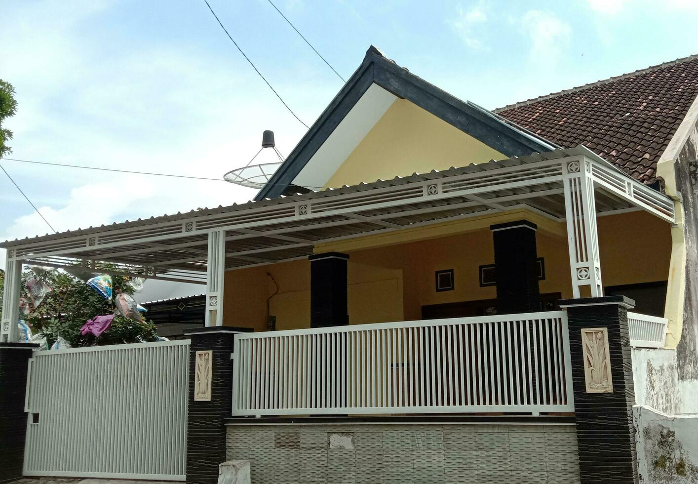shot of a house from outside photo