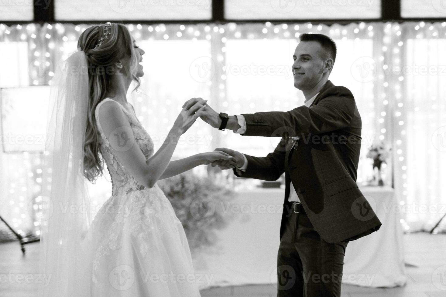 the first wedding dance of the bride and groom photo