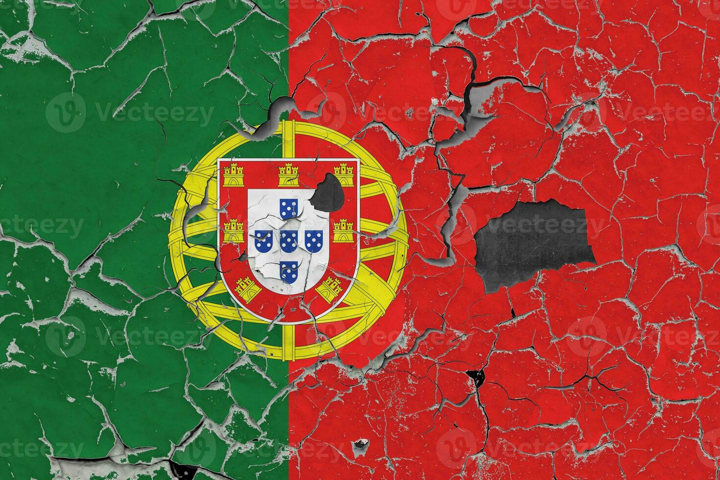 3d bandera de Portugal en un antiguo Roca pared antecedentes. foto