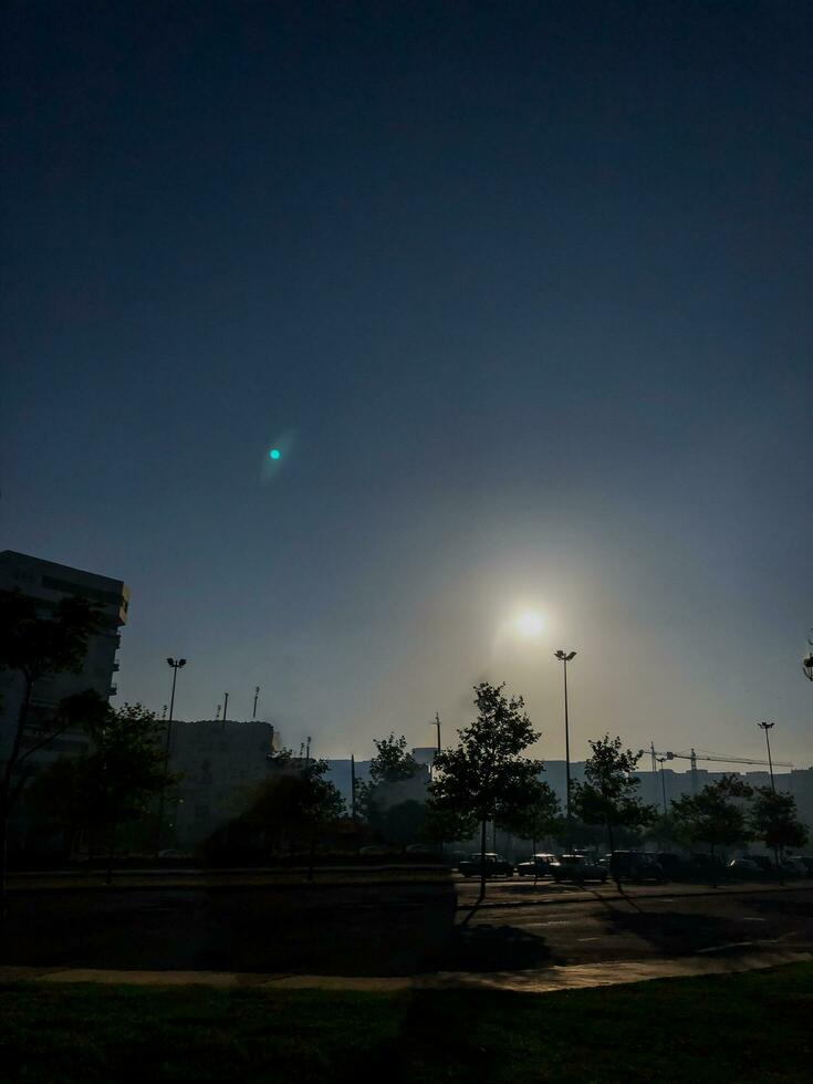 Discover the mesmerizing beauty of a sunrise photo