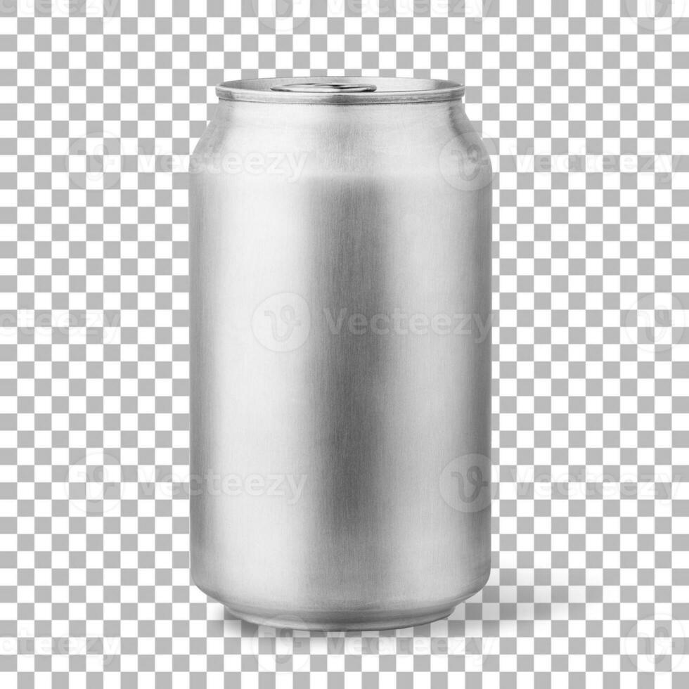 Cerveza fría fresca en lata de plata aislada foto