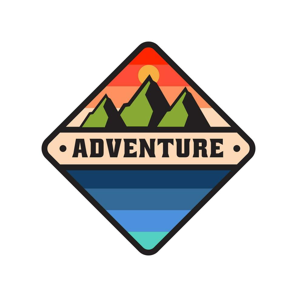 aventuras vector logo con montañas y aguas eso es adecuado para logos de aventureros, montaña escaladores, naturaleza amantes, exploradores, ambiental comunidades, marcas, y otros.