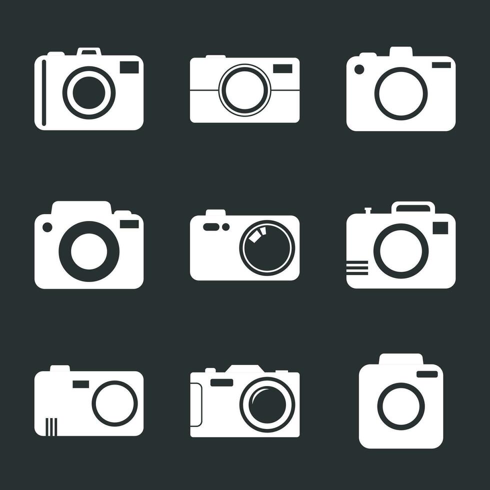 cámara icono conjunto en negro antecedentes. vector ilustración en plano estilo con fotografía iconos