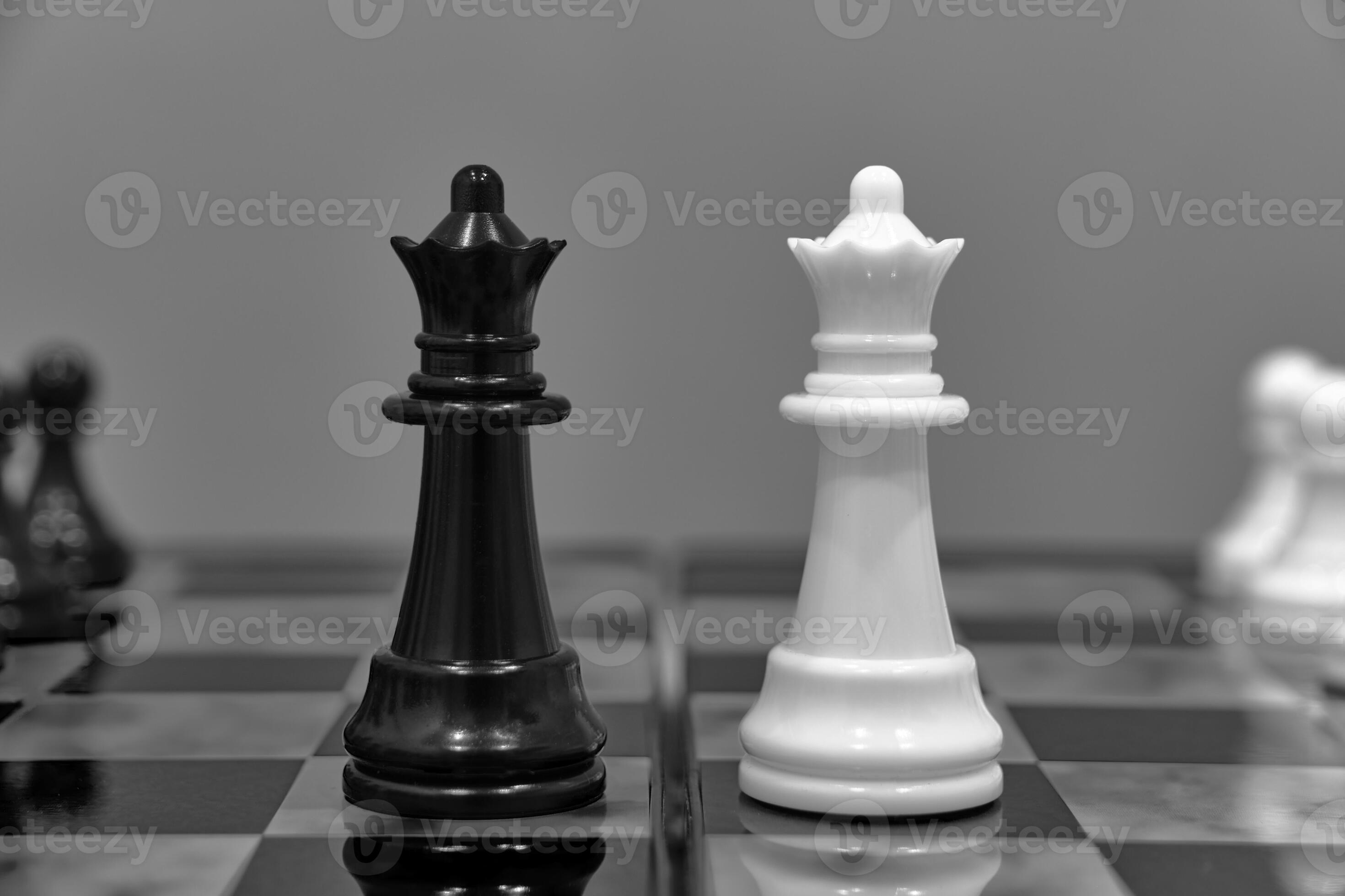 Chess, but with 2 Queens