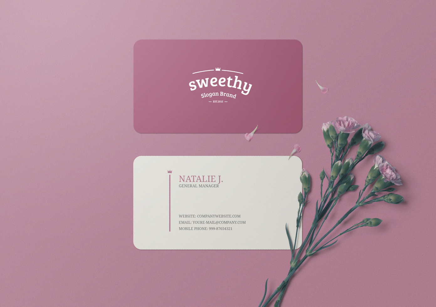 Modern business card mockup with pink flower psd